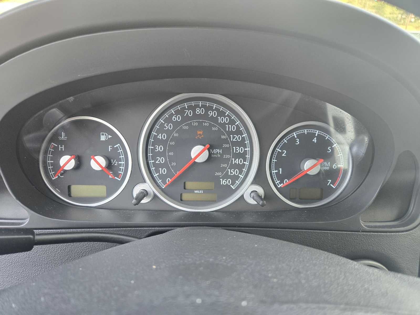 2004 Chrysler Crossfire Base