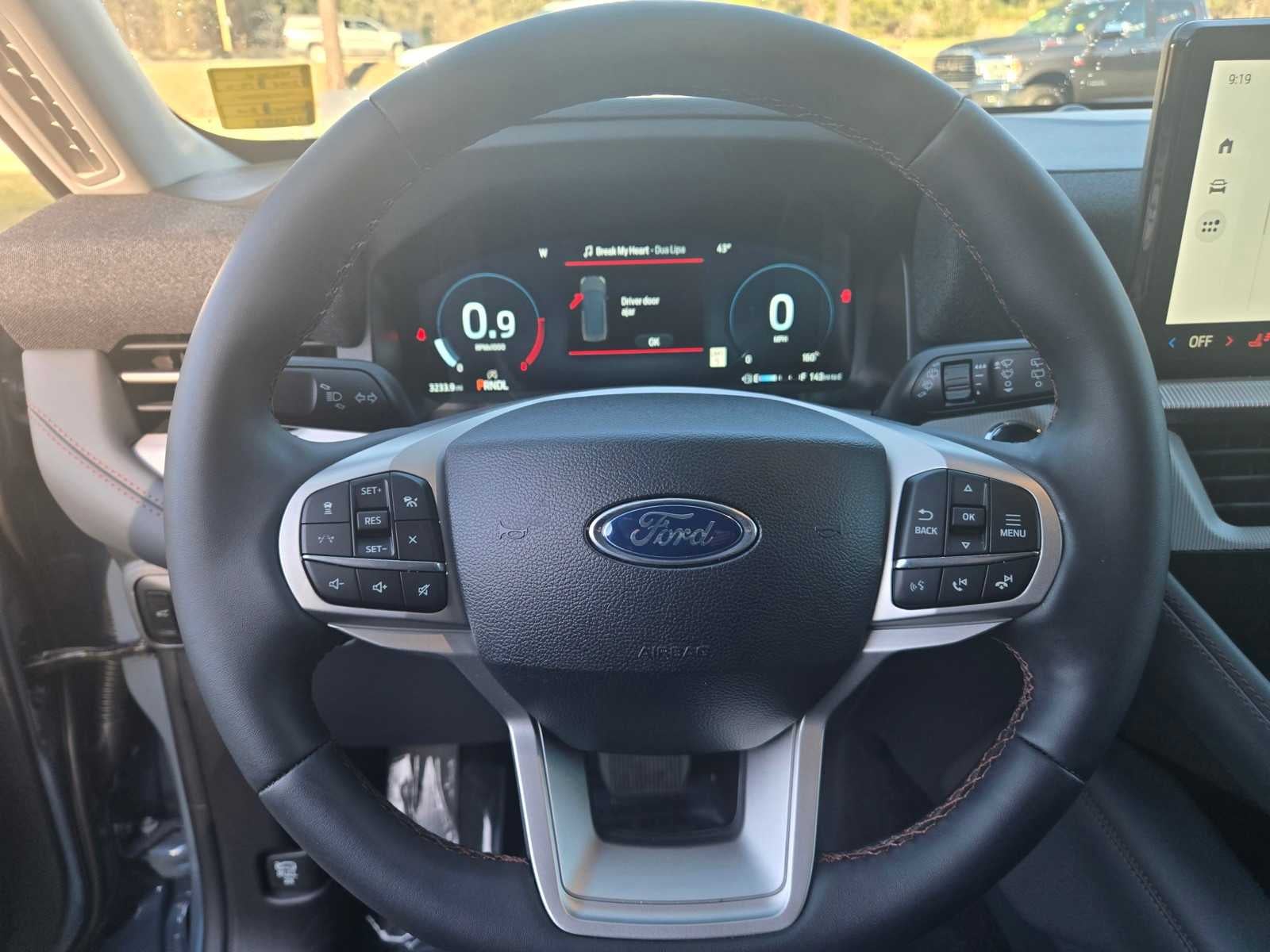 2025 Ford Explorer Active