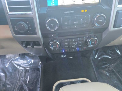 2017 Ford Super Duty F-250 SRW Lariat