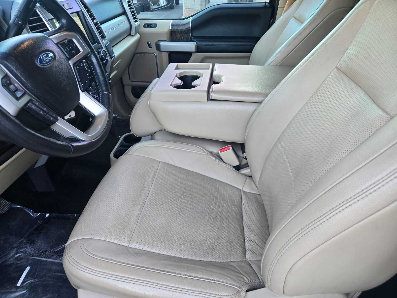 2017 Ford Super Duty F-250 SRW Lariat