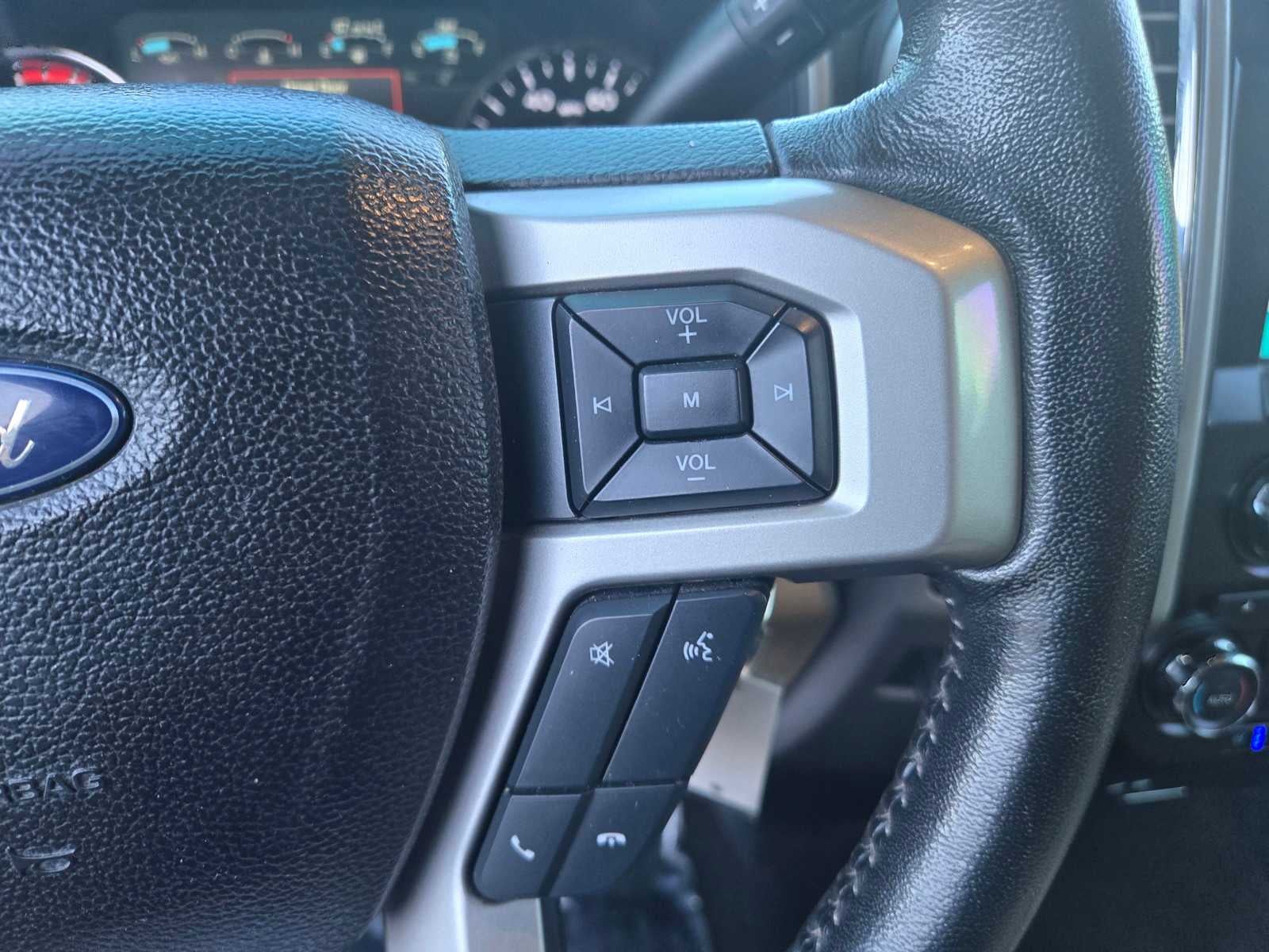 2017 Ford Super Duty F-250 SRW Lariat