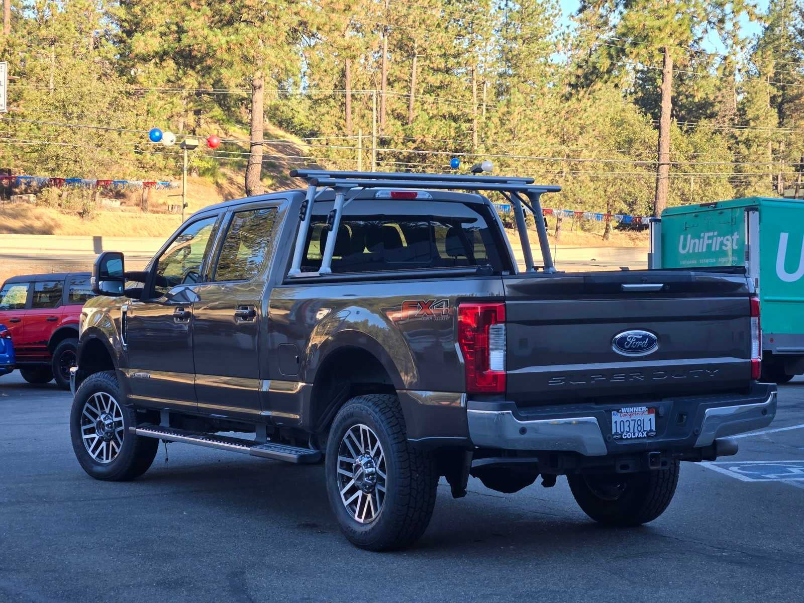 2017 Ford Super Duty F-250 SRW Lariat