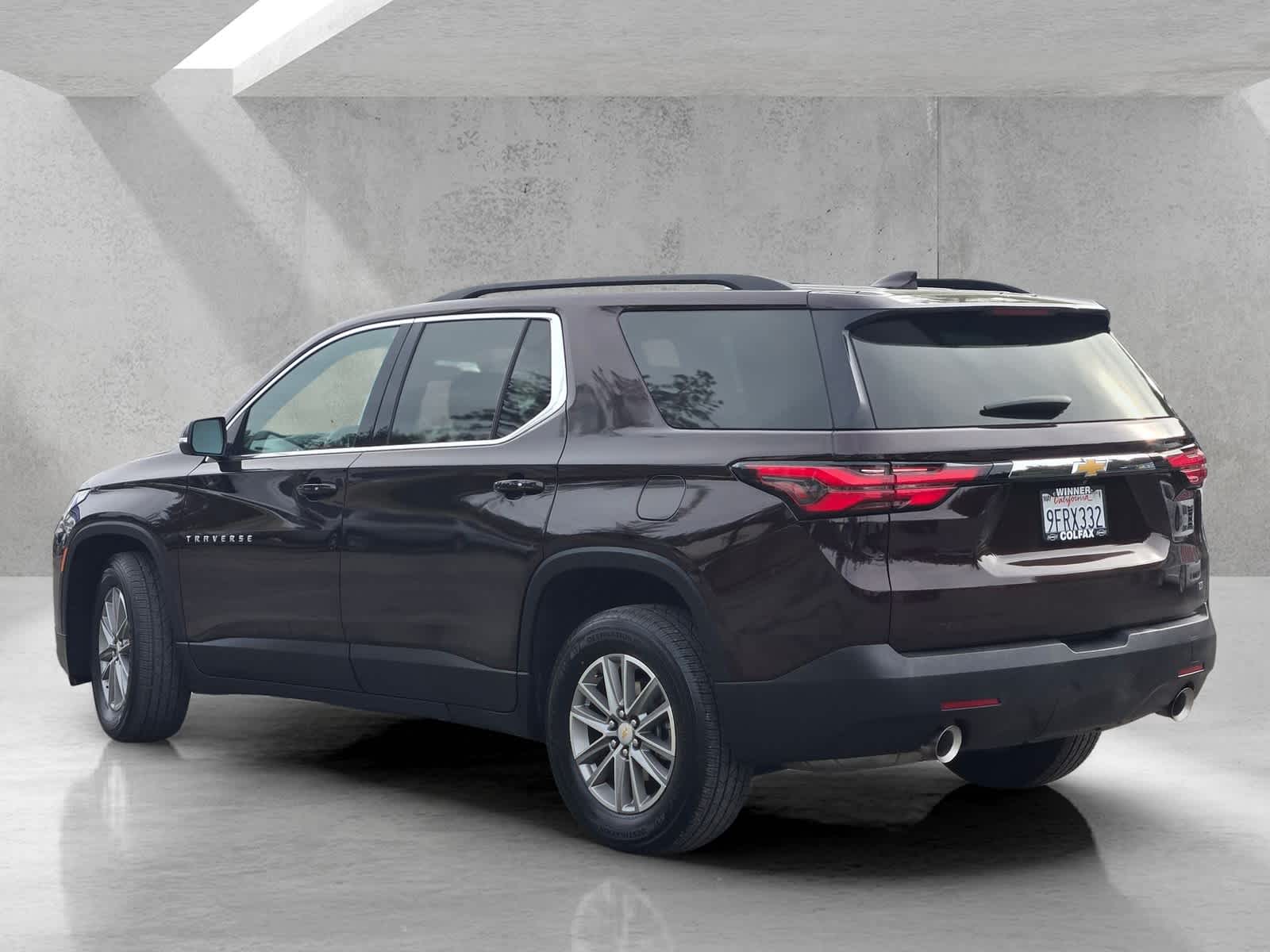 2023 Chevrolet Traverse LT Leather