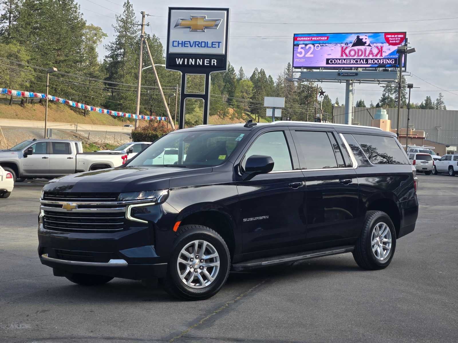 2024 Chevrolet Suburban LT