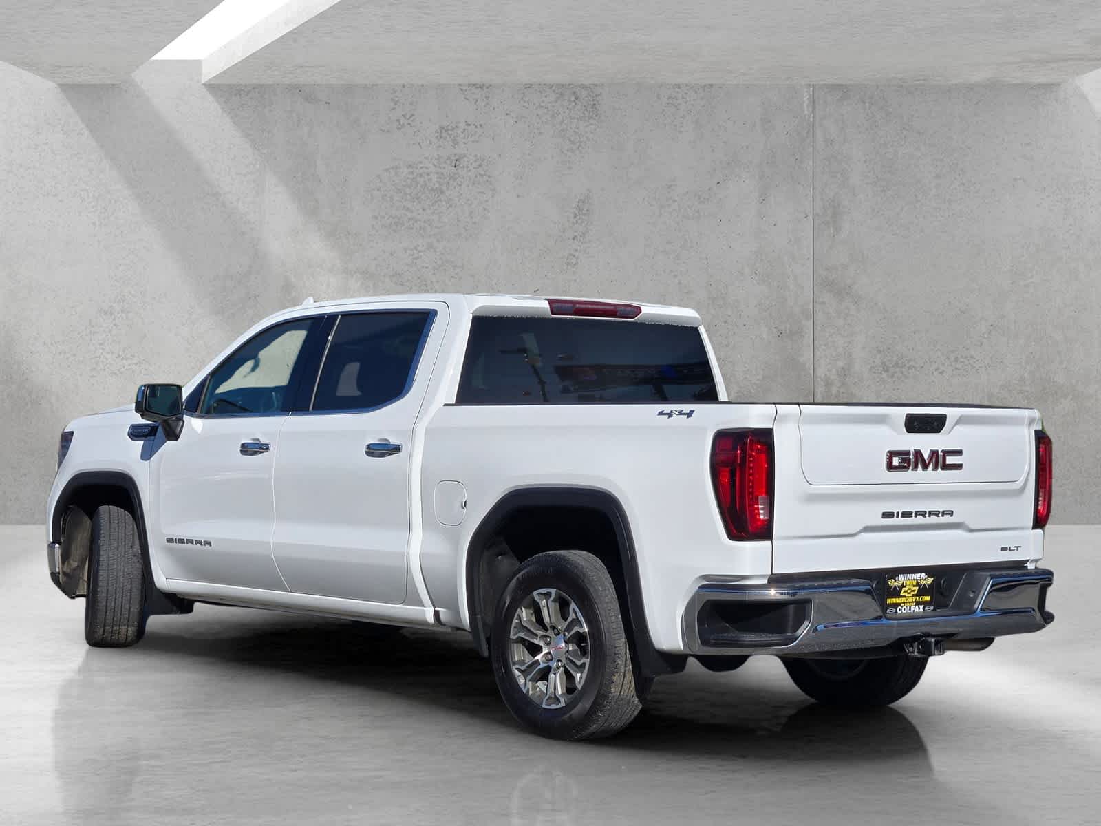 2024 GMC Sierra 1500 SLT
