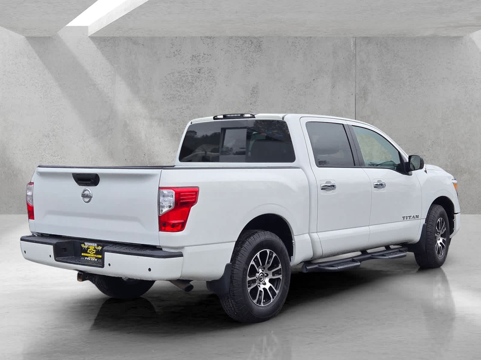 2021 Nissan Titan SV