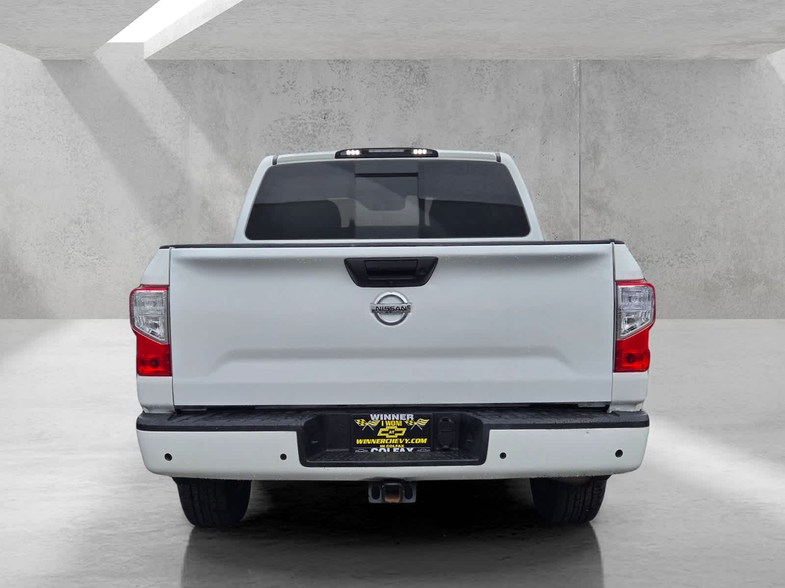 2021 Nissan Titan SV