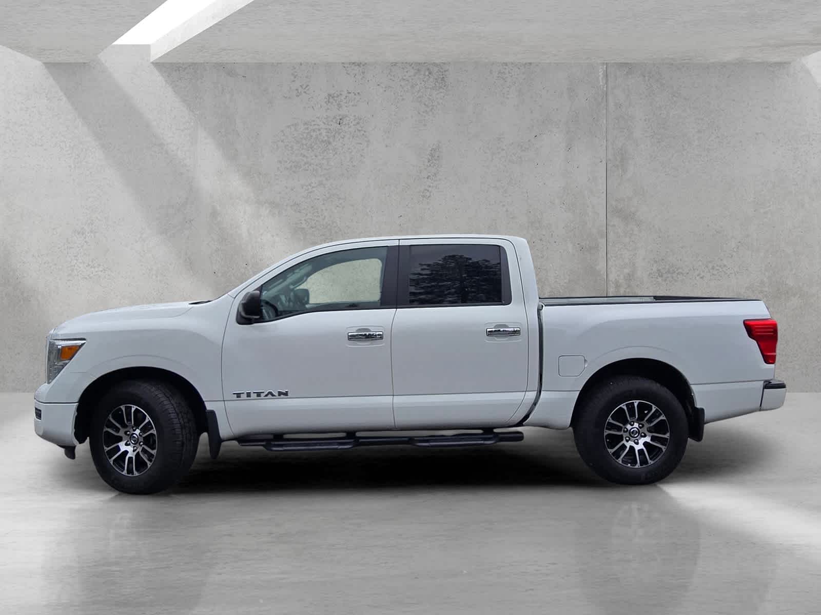 2021 Nissan Titan SV