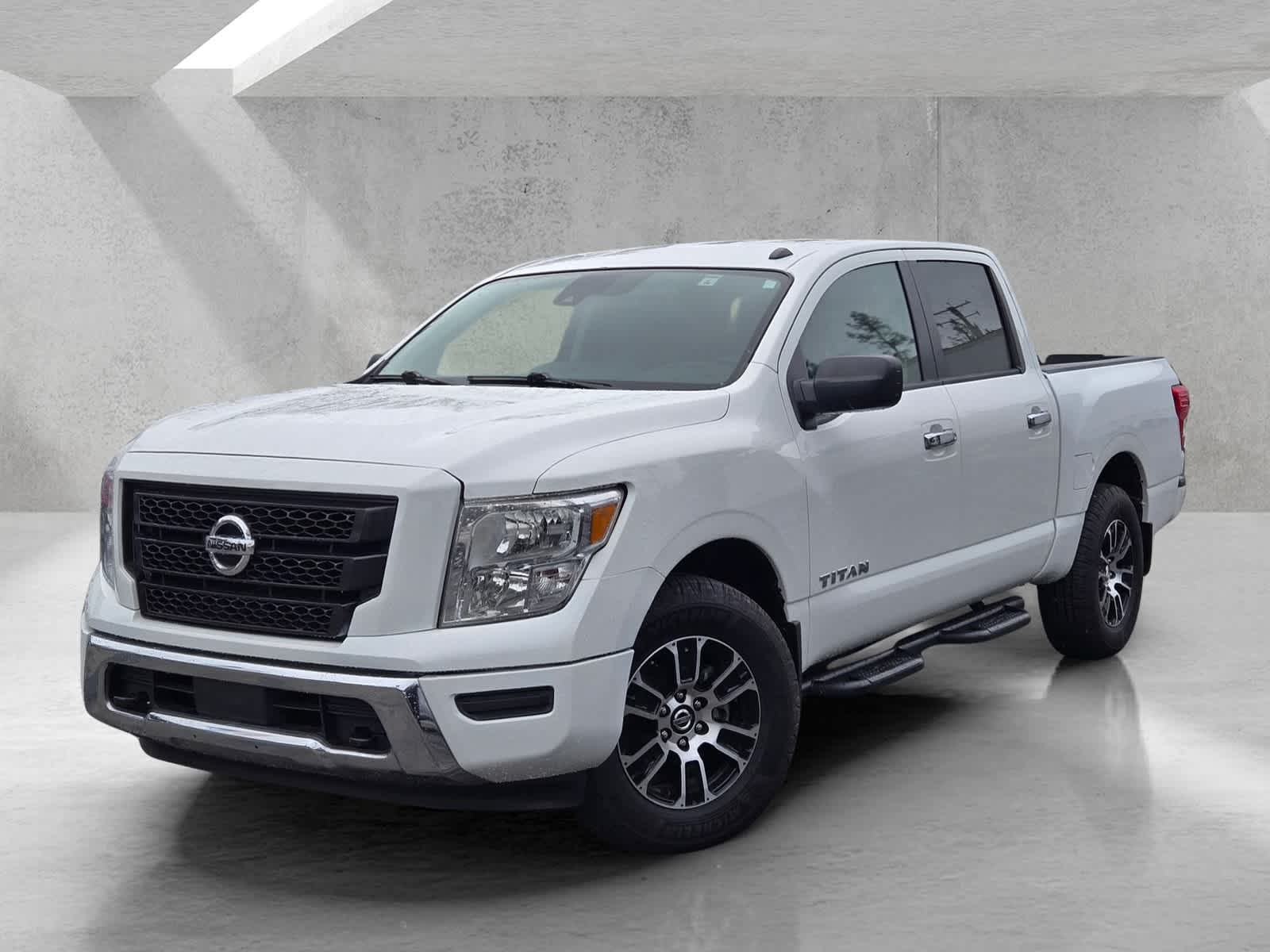 2021 Nissan Titan SV