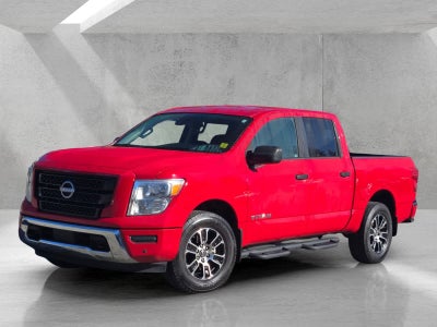 2023 Nissan Titan SV