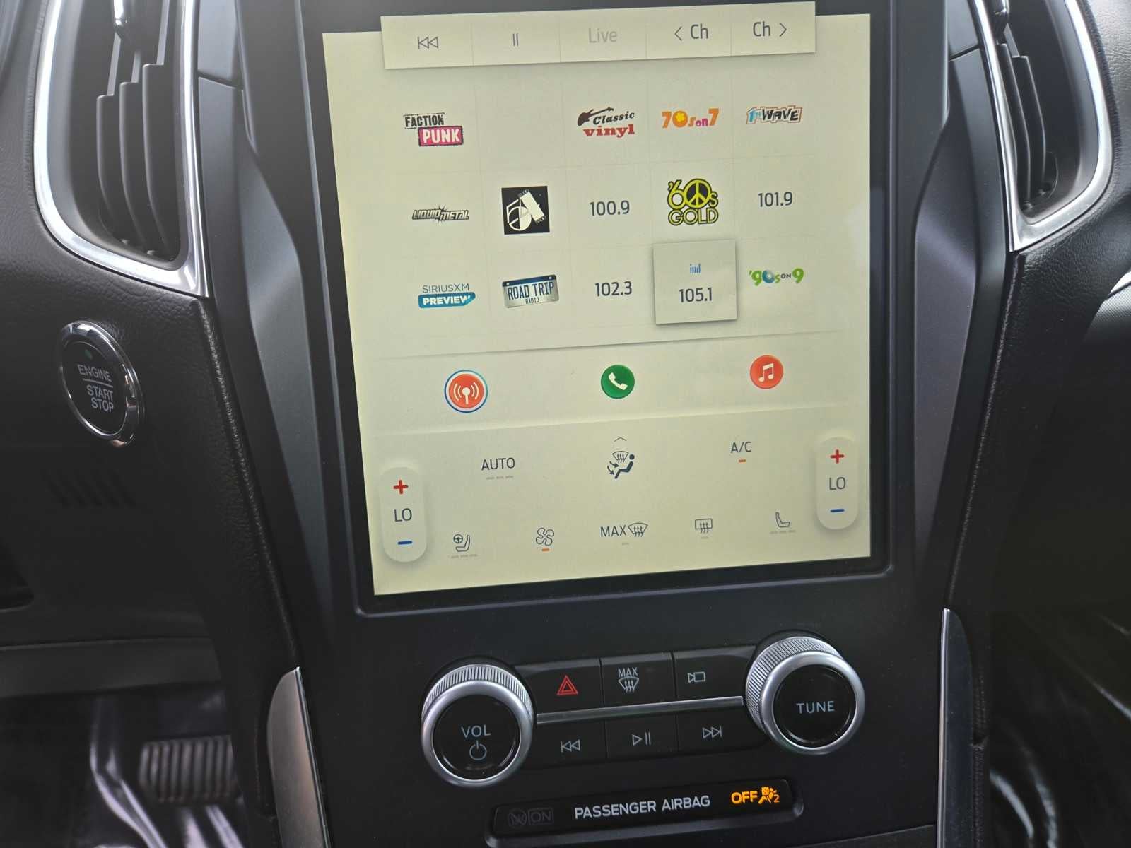 2023 Ford Edge Titanium