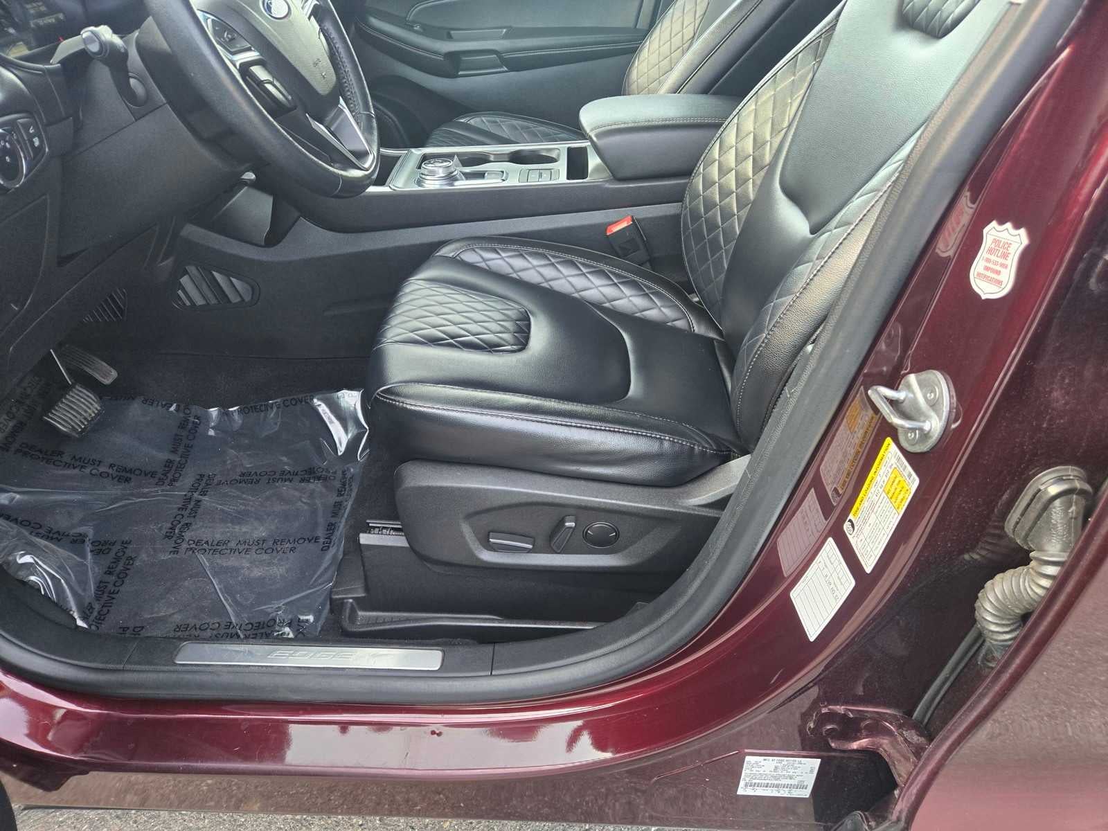 2023 Ford Edge Titanium