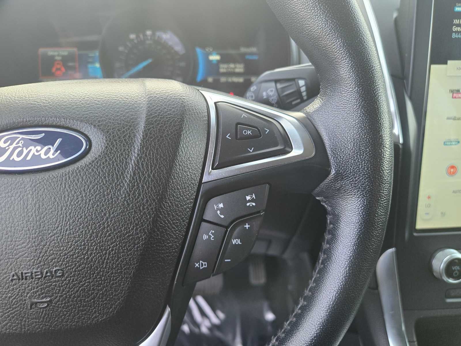2023 Ford Edge Titanium