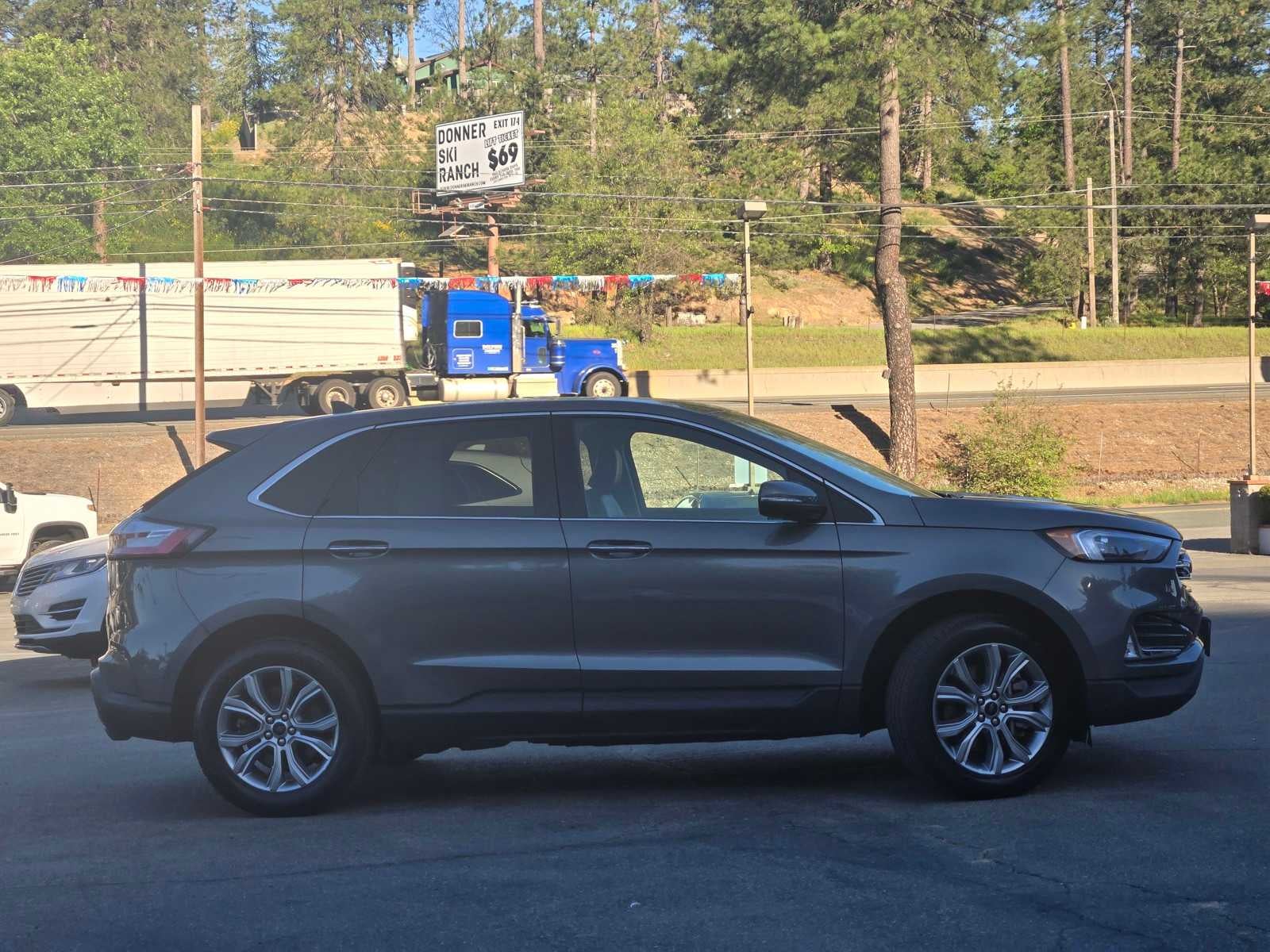 2024 Ford Edge Titanium