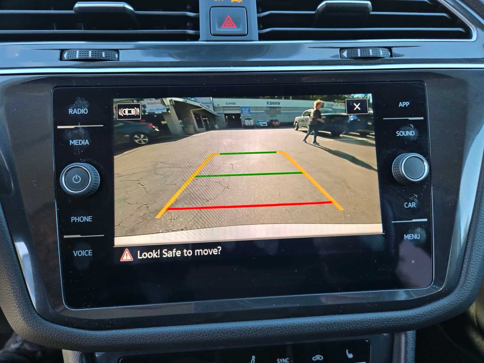 2023 Volkswagen Tiguan SE