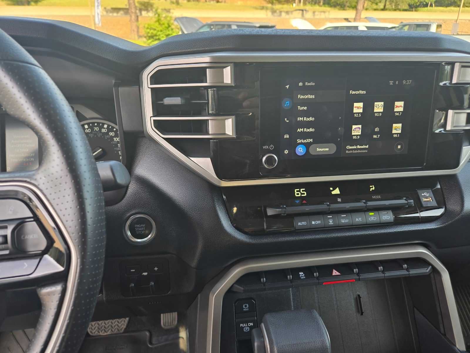 2024 Toyota Tundra 4WD SR5