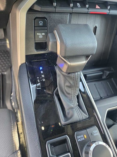 2024 Toyota Tundra 4WD SR5