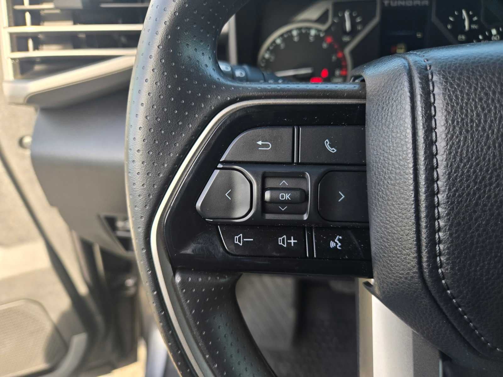 2024 Toyota Tundra 4WD SR5