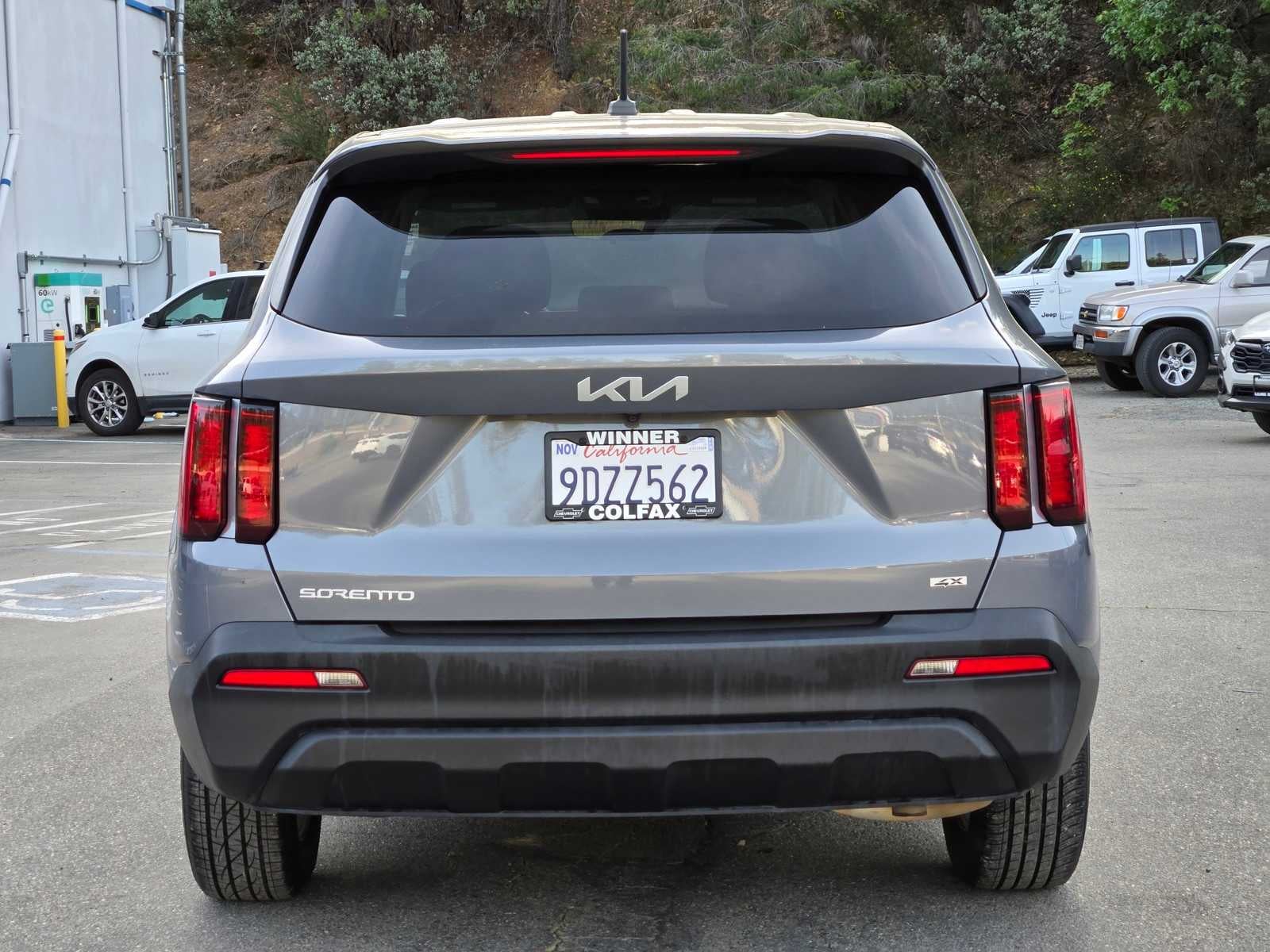 2023 Kia Sorento LX