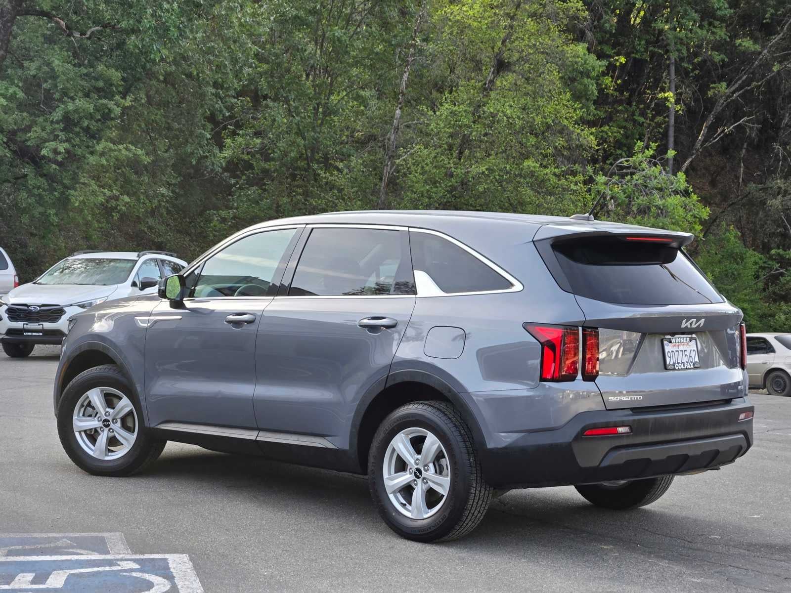 2023 Kia Sorento LX