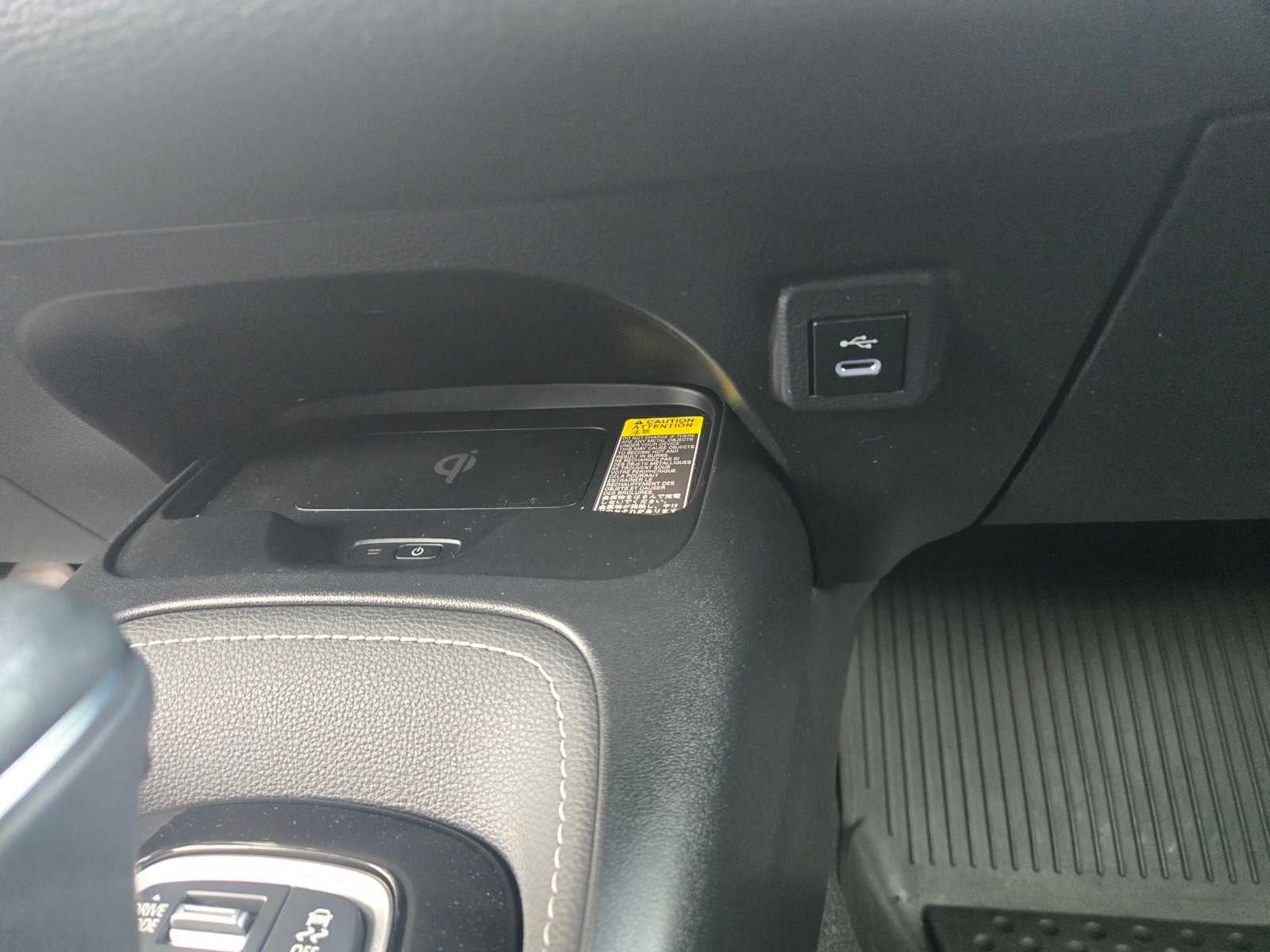 2024 Toyota Corolla Hatchback SE