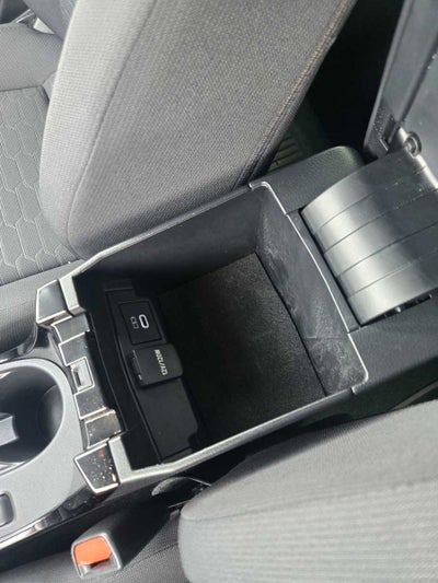 2024 Toyota Corolla Hatchback SE