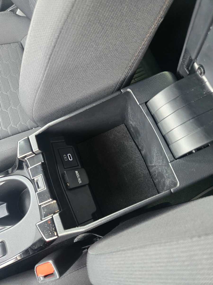 2024 Toyota Corolla Hatchback SE